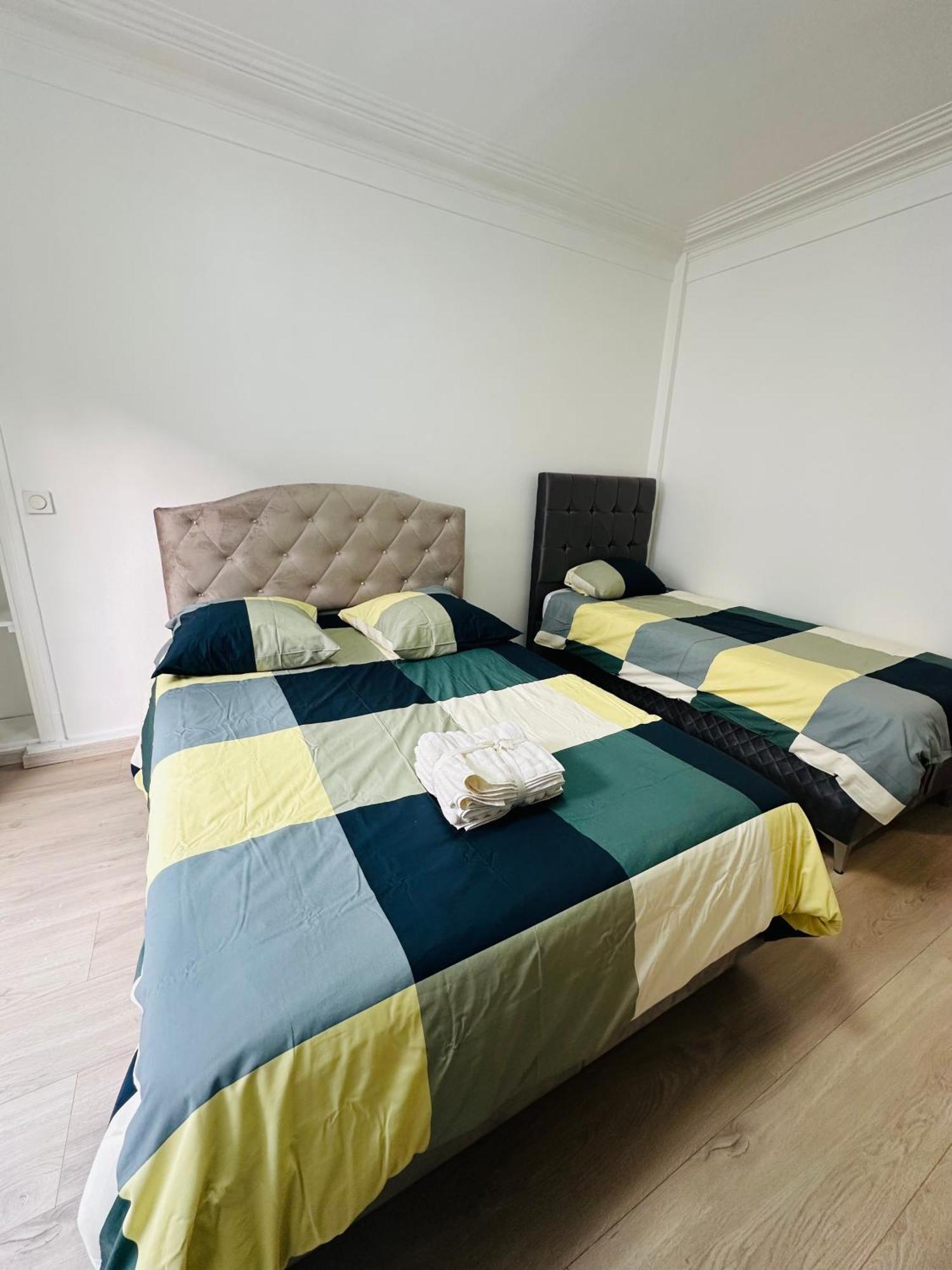 Appartement Parisien Esterno foto