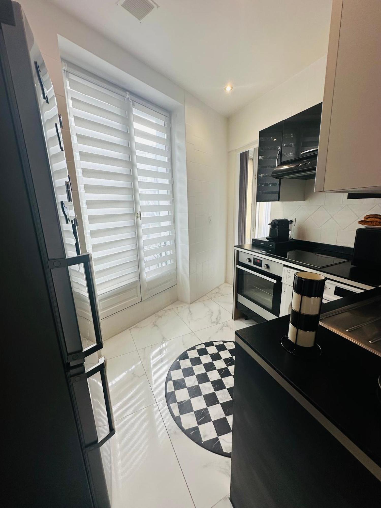 Appartement Parisien Esterno foto