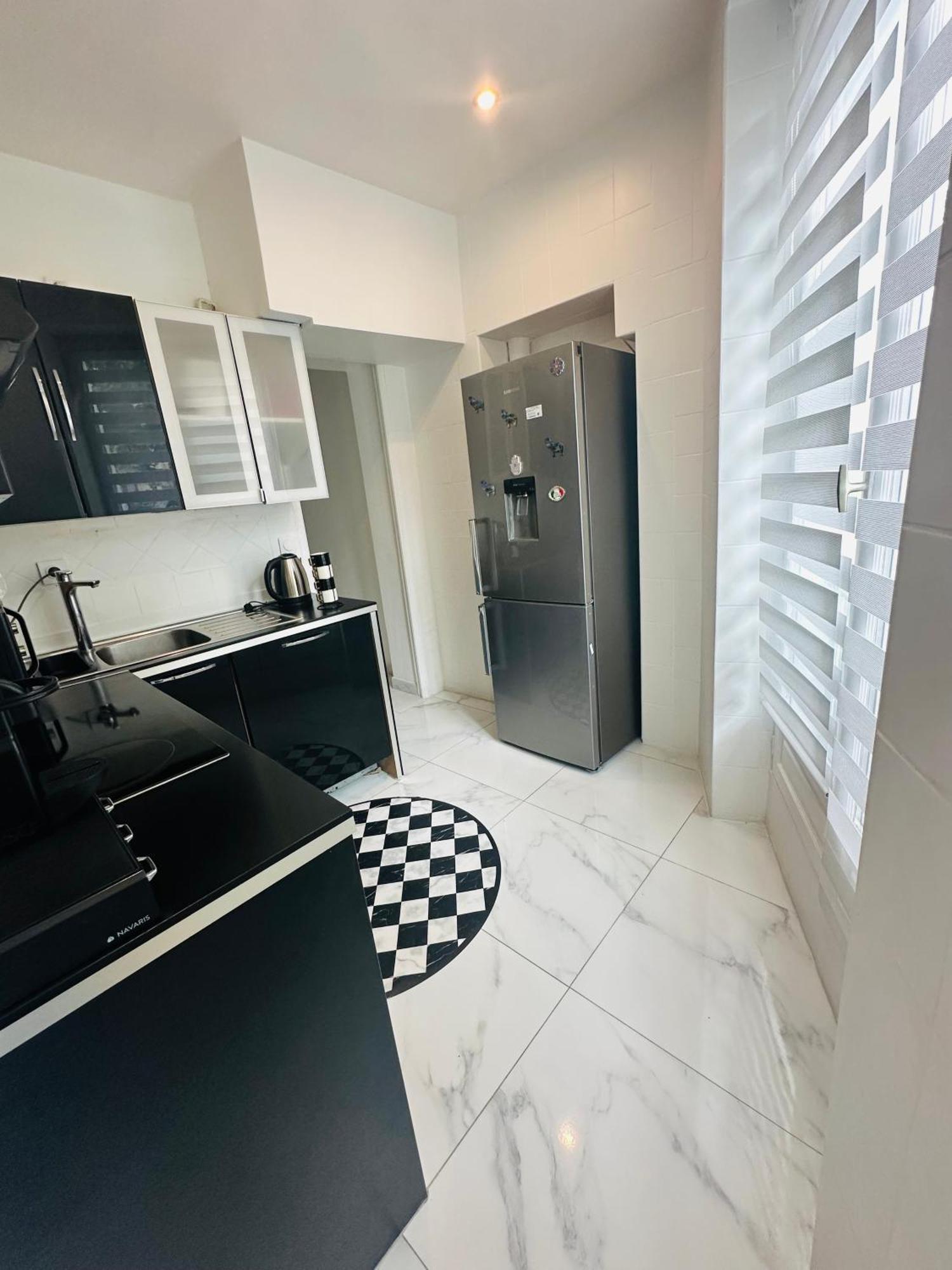 Appartement Parisien Esterno foto