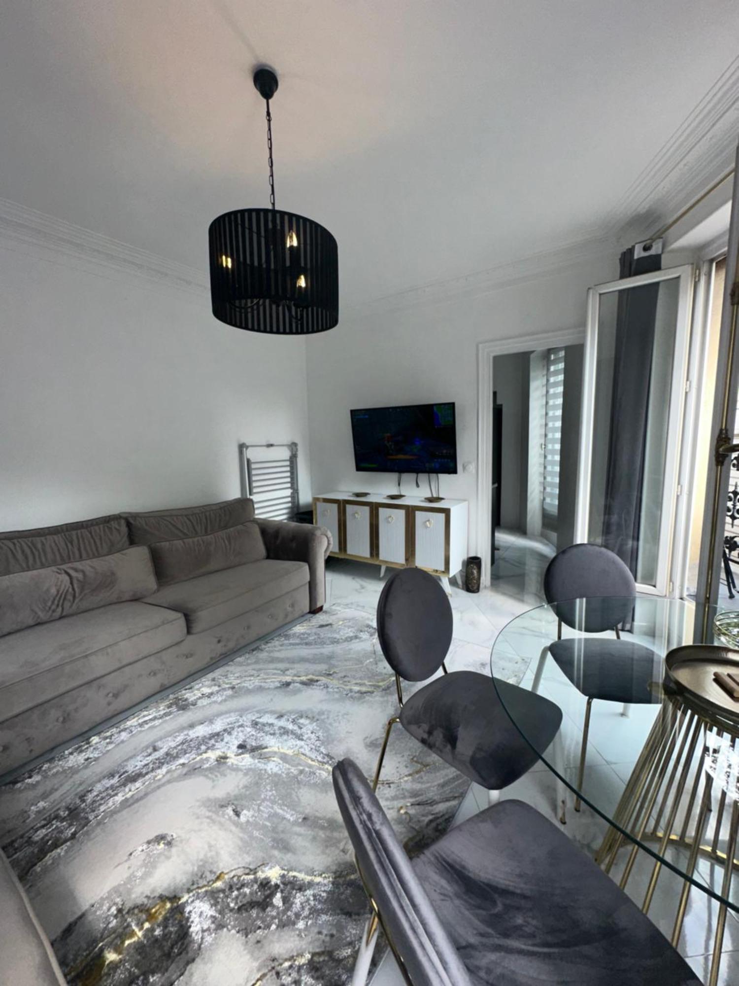 Appartement Parisien Esterno foto